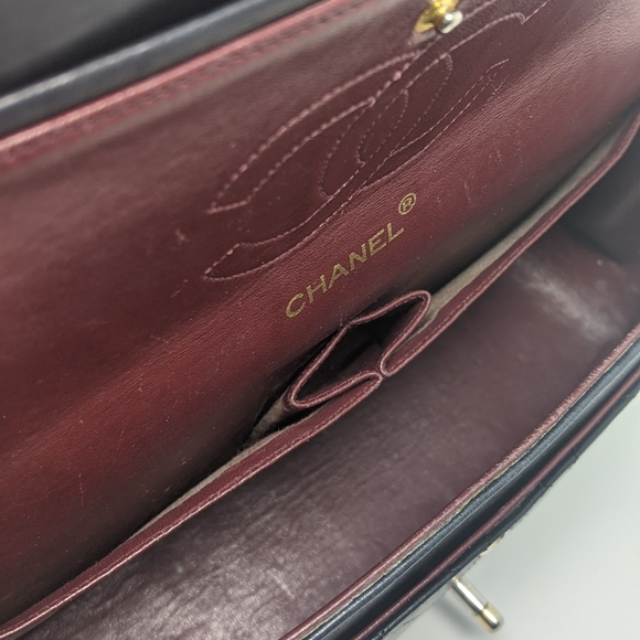 🎉CHANEL Black 2.55 Double Flap Bag Bijoux Chain - Picture 9 of 17